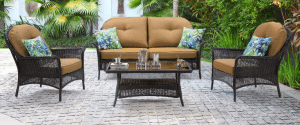 San Marino conversation set with coffee table in beige
