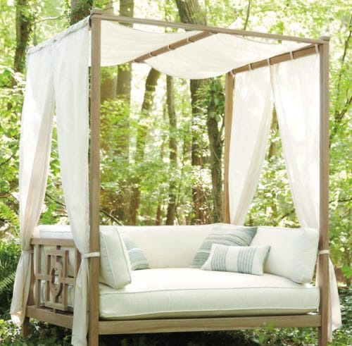Hamptons Daybed with canopy
