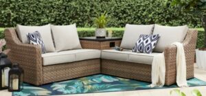 Better Homes & Gardens River Oaks Sectional Set with side table