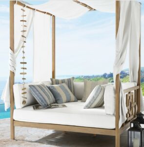 Hamptons Daybed with white materia