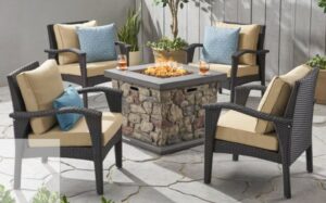 Leiyani chat set with fire pit in brown