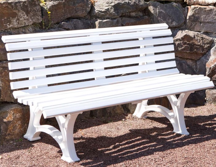 White garden bench in white pastic pvc material