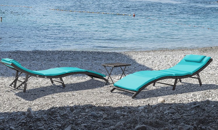 Devoko lounge chairs with table