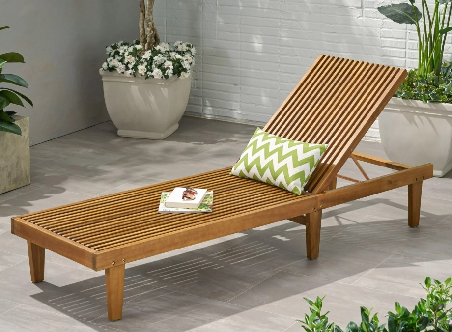 Nadine wooden chaise lounger