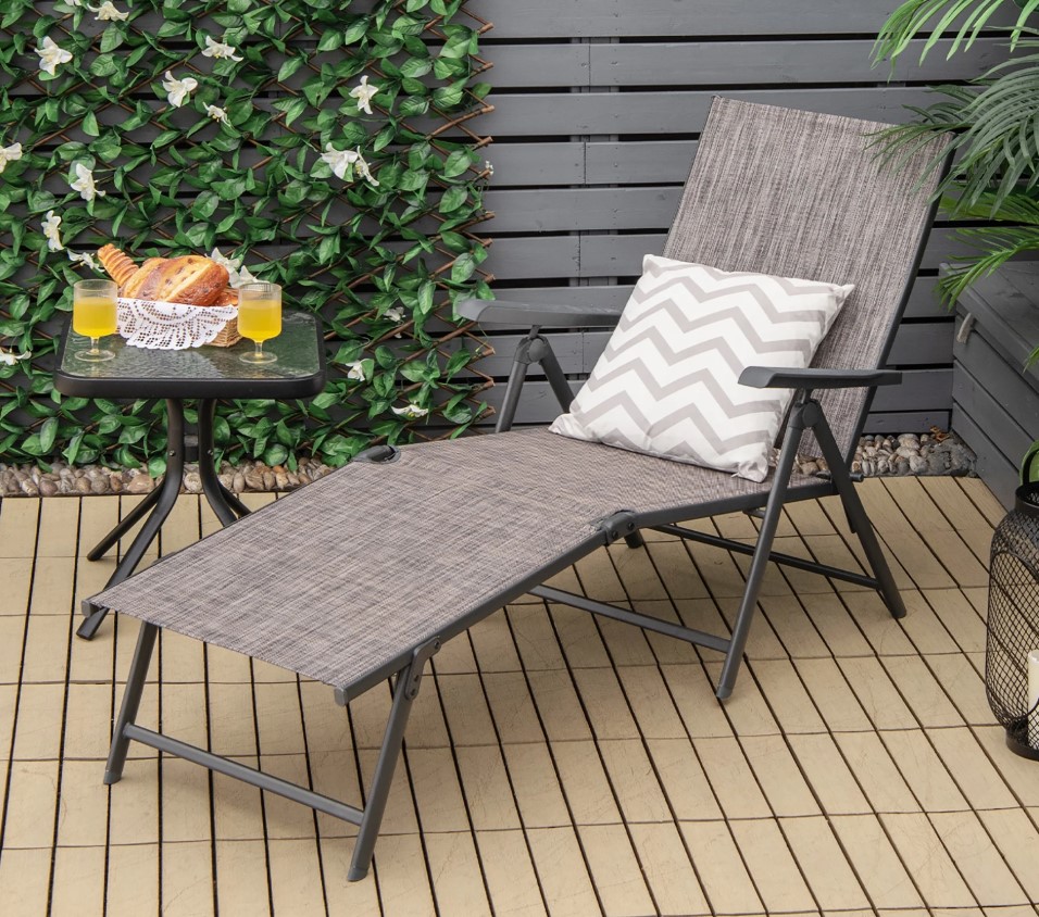 Costway folding lounge chair