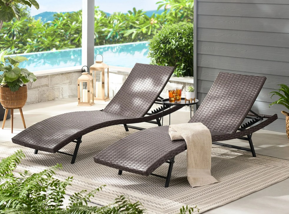 Mainstays Henderson wicker chaise lounge set