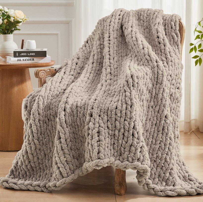Carriediosa Chunky Knit throw